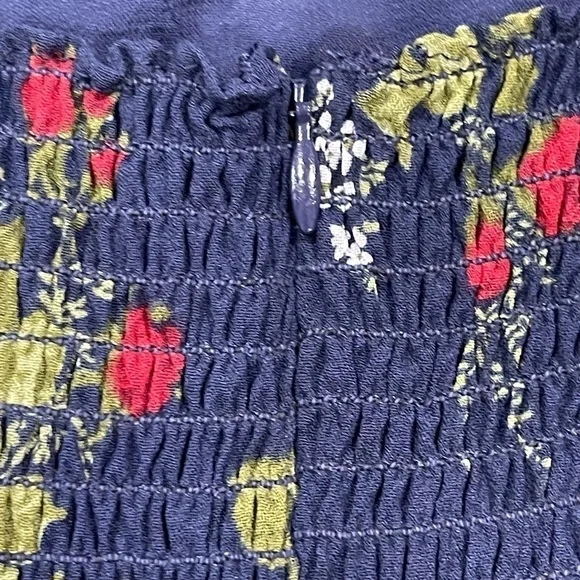 REFORMATION Christine Mini Dress in Bordeaux (Navy Blue W Roses ) Size-10 (B177)